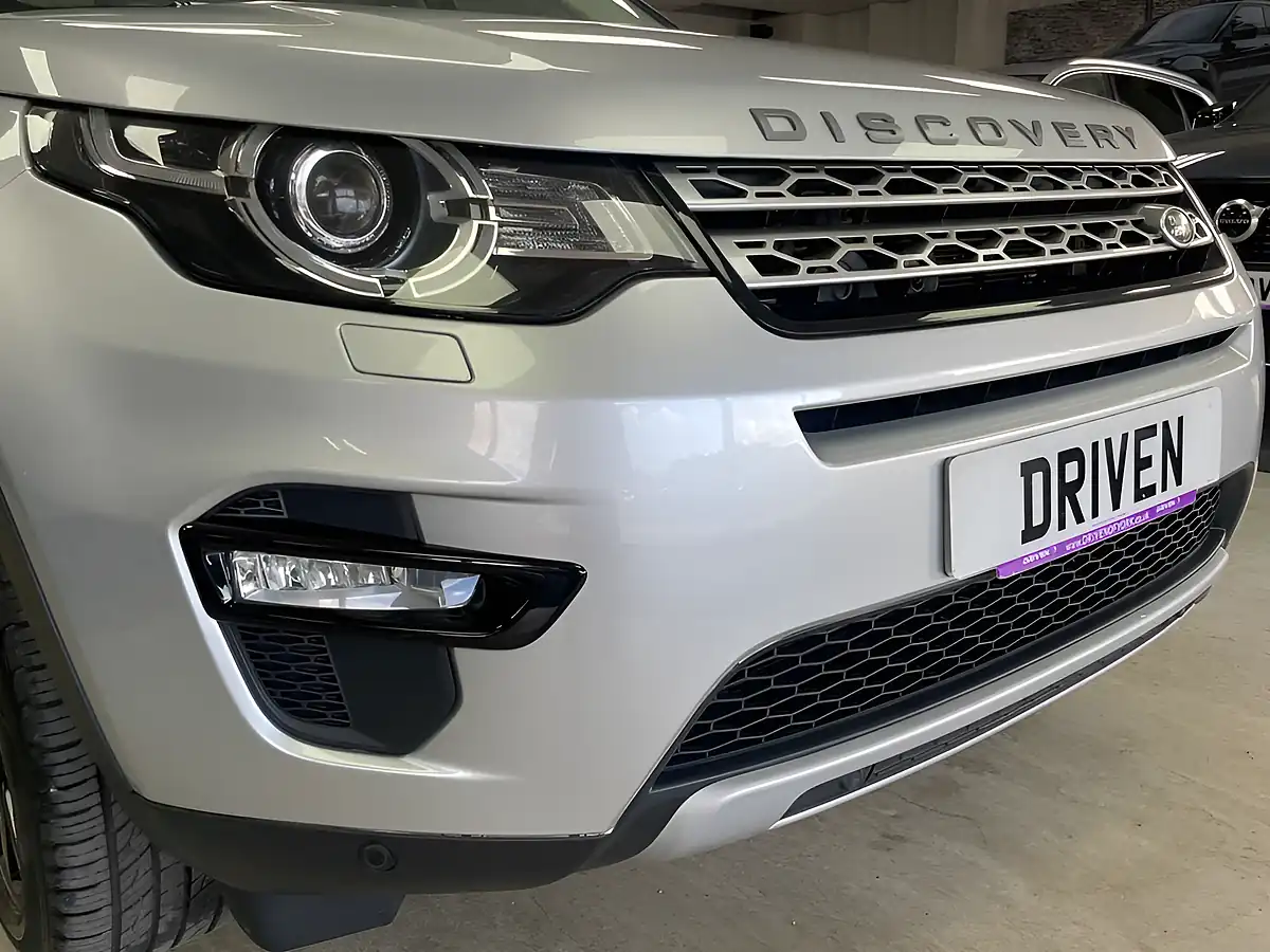 Used 2019 Land Rover Discovery Sport Hse Silver - Interior and Exterior details 3