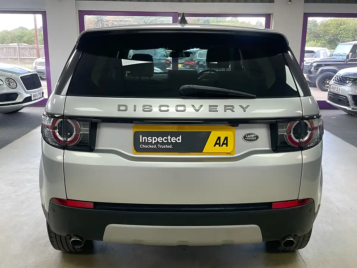Used 2019 Land Rover Discovery Sport Hse Silver - Interior and Exterior details 7