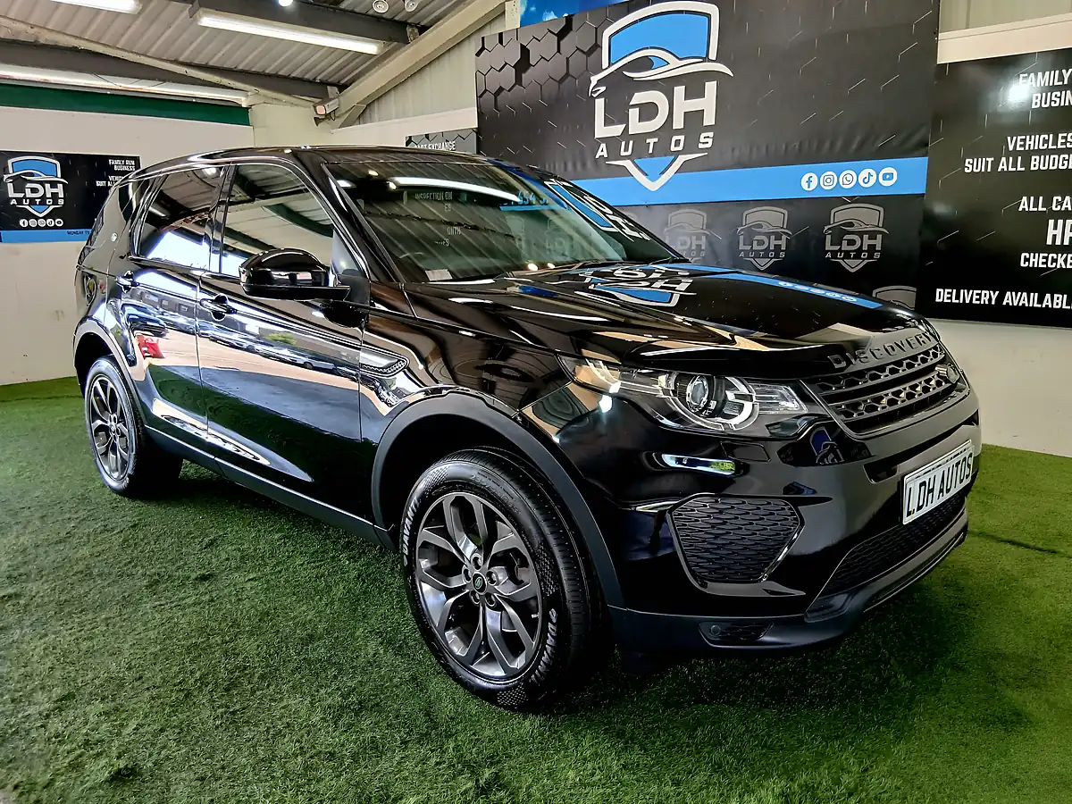 Used 2019 Land Rover Discovery Sport Landmark Black - Front View