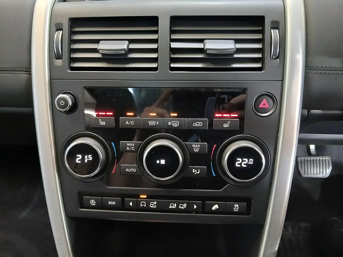Used 2019 Land Rover Discovery Sport Landmark Black - Interior and Exterior details 12
