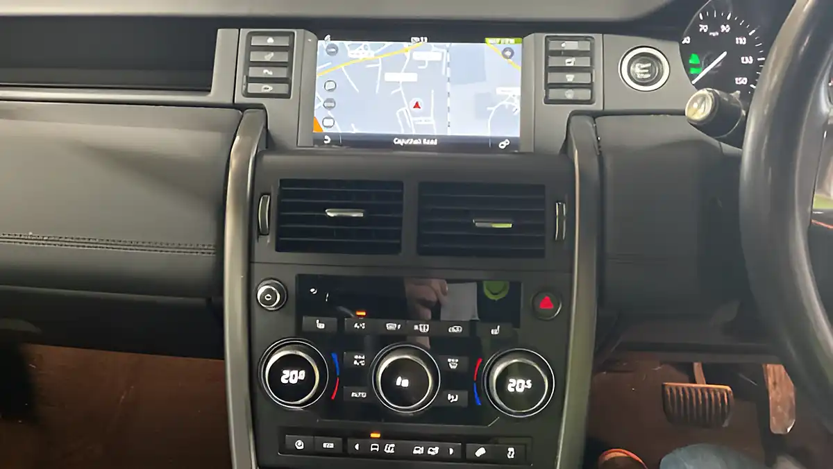 Used 2019 Land Rover Discovery Sport Landmark Black - Interior and Exterior details 11
