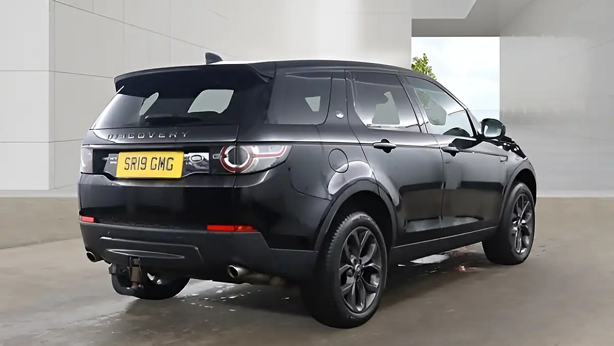 Used 2019 Land Rover Discovery Sport Landmark Black - Interior and Exterior details 6
