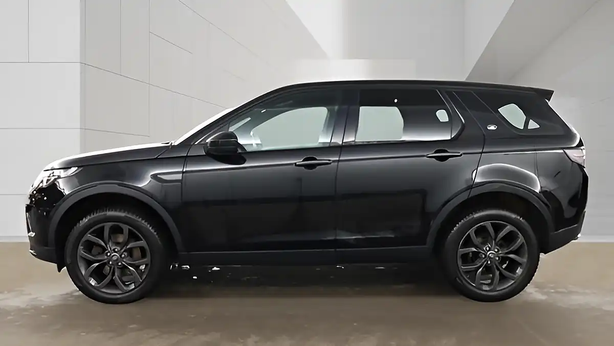 Used 2019 Land Rover Discovery Sport Landmark Black - Interior and Exterior details 7