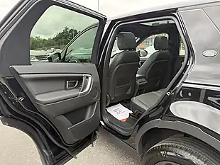 Used 2019 Land Rover Discovery Sport Landmark Black - Interior and Exterior details 17