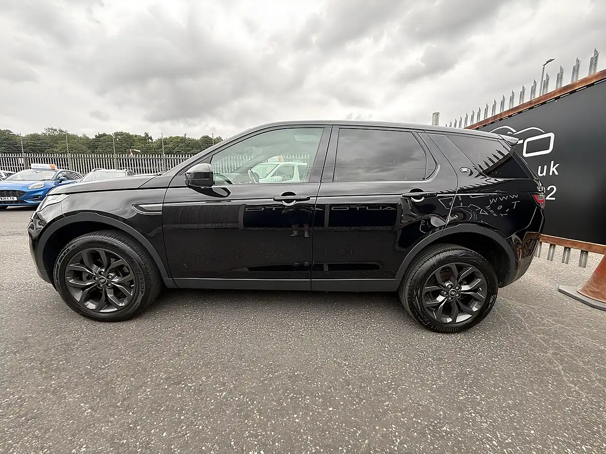 Used 2019 Land Rover Discovery Sport Landmark Black - Interior and Exterior details 7