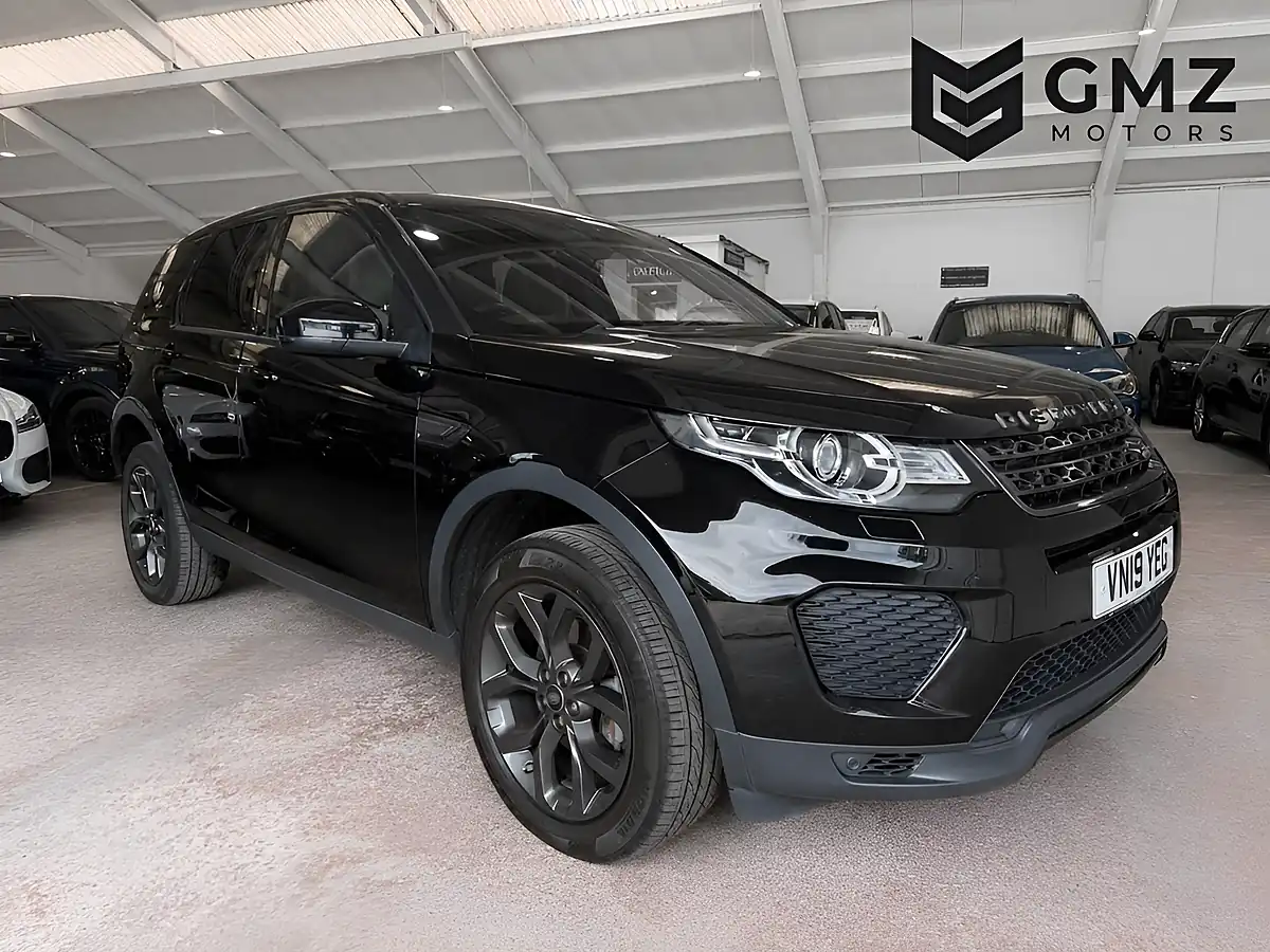 Used 2019 Land Rover Discovery Sport Landmark Black - Front View