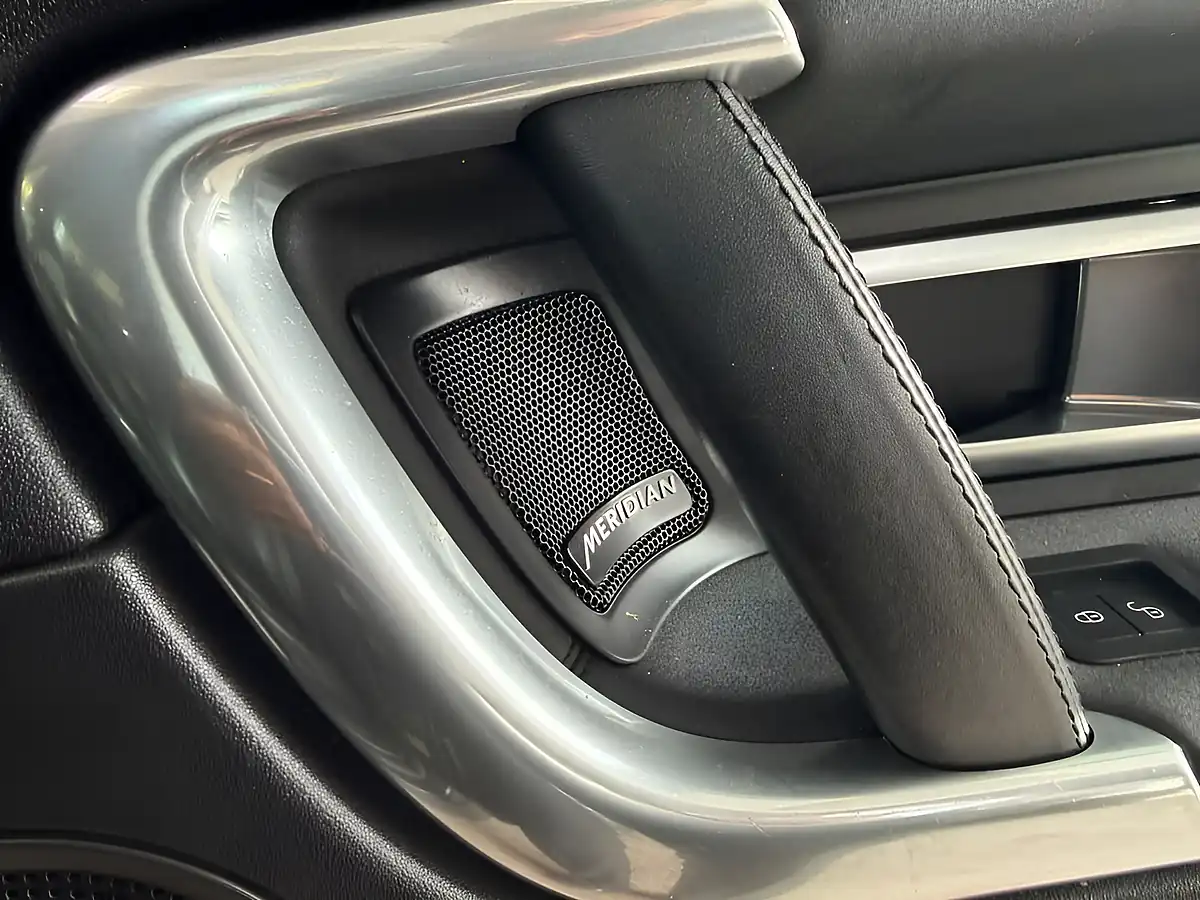 Used 2019 Land Rover Discovery Sport Landmark Black - Interior and Exterior details 5