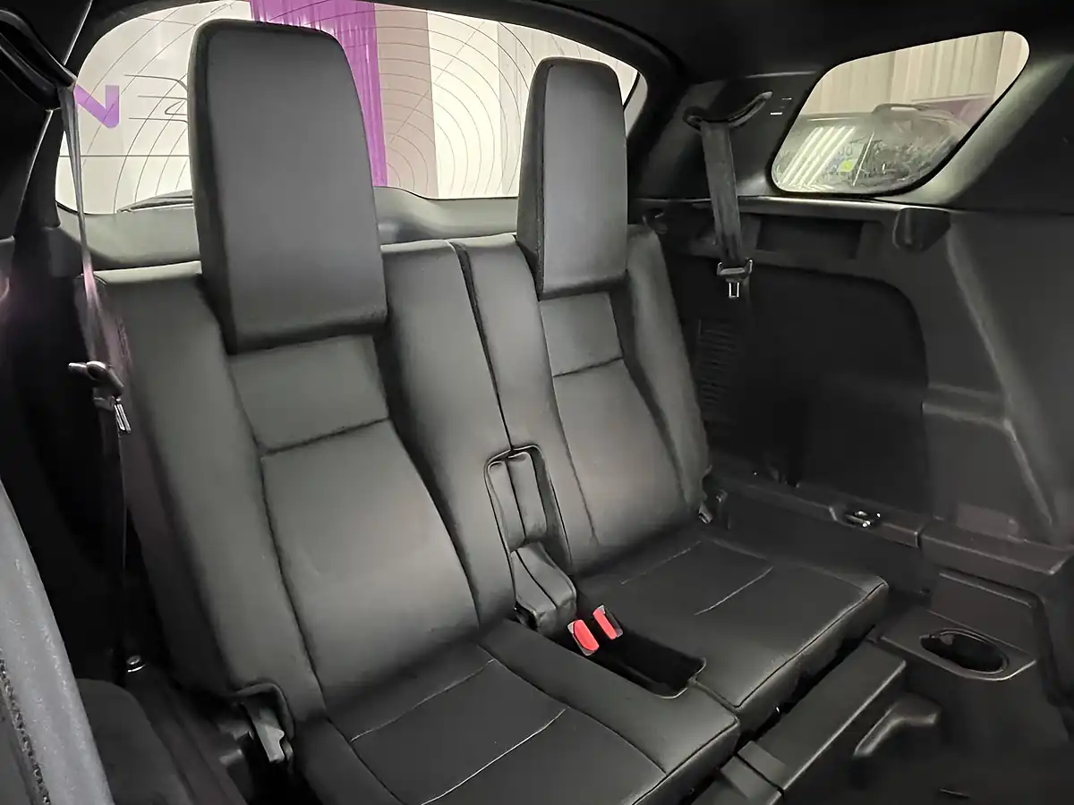 Used 2019 Land Rover Discovery Sport Landmark Black - Interior and Exterior details 15