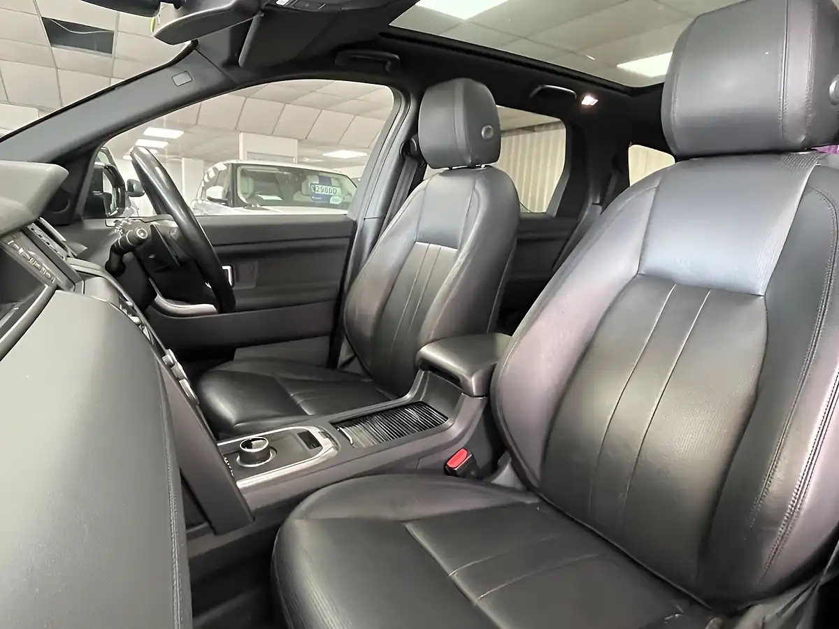 Used 2019 Land Rover Discovery Sport Landmark Black - Interior and Exterior details 16