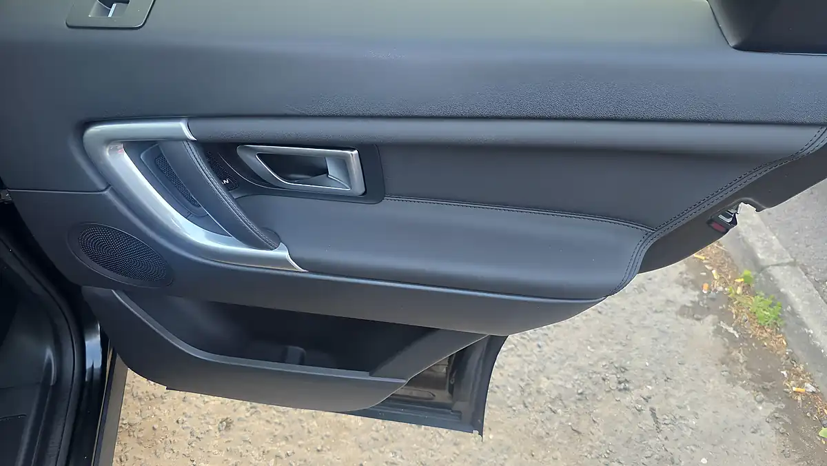 Used 2019 Land Rover Discovery Sport Landmark Black - Interior and Exterior details 18