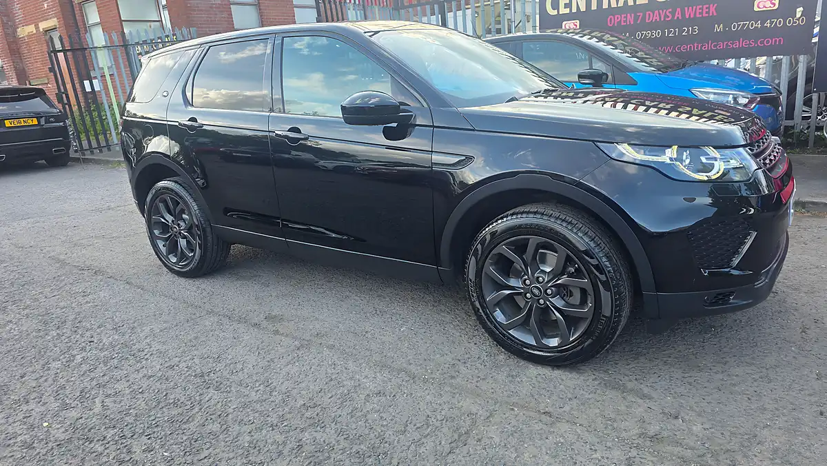 Used 2019 Land Rover Discovery Sport Landmark Black - Interior and Exterior details 5