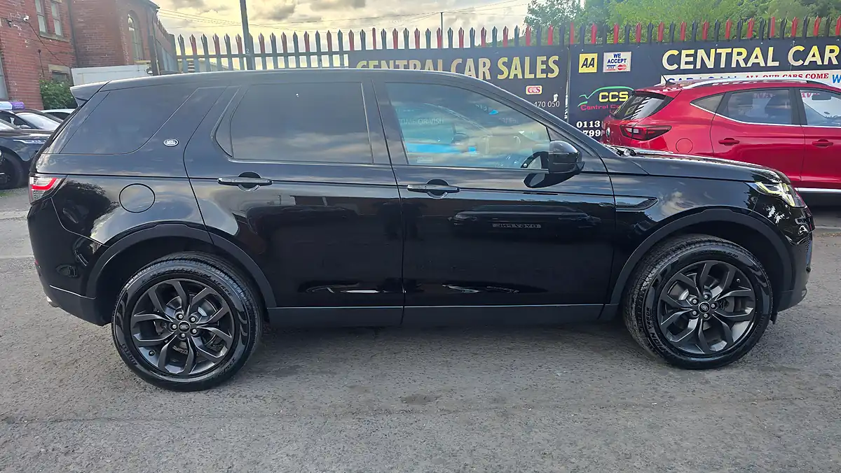 Used 2019 Land Rover Discovery Sport Landmark Black - Interior and Exterior details 6