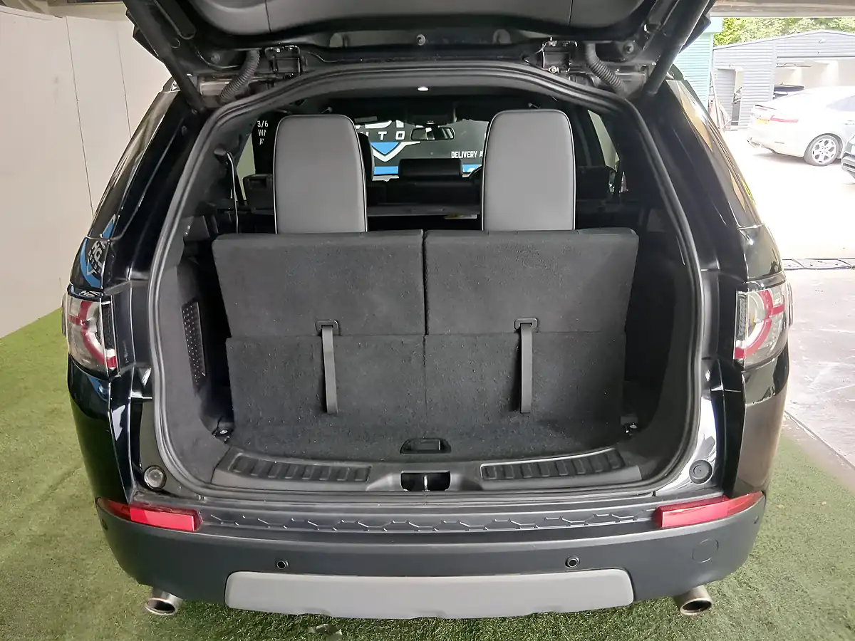Used 2019 Land Rover Discovery Sport Landmark Black - Interior and Exterior details 20