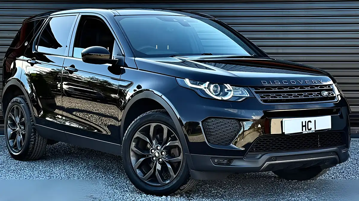Used 2019 Land Rover Discovery Sport Landmark Black - Front View
