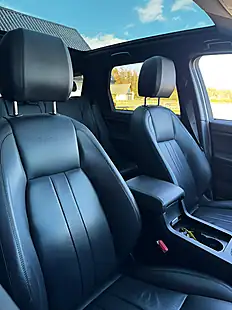 Used 2019 Land Rover Discovery Sport Landmark Black - Interior and Exterior details 7