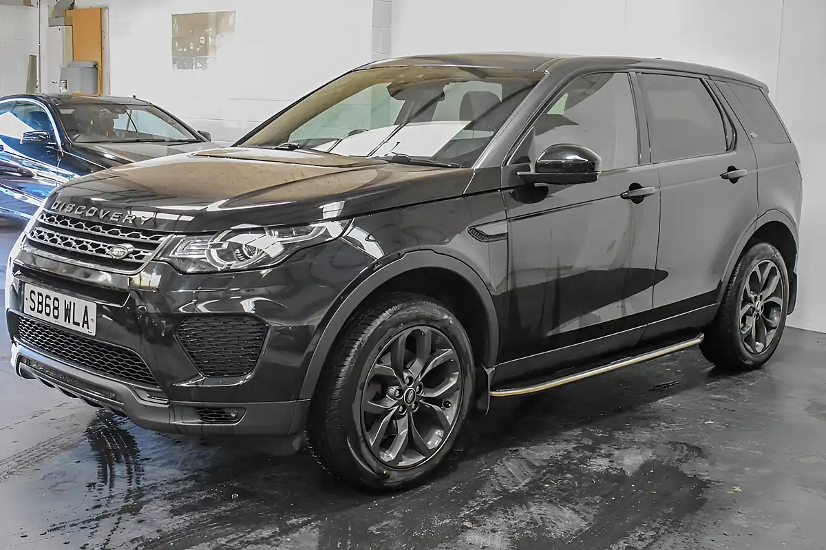 Used 2019 Land Rover Discovery Sport Landmark Black - Interior and Exterior details 5