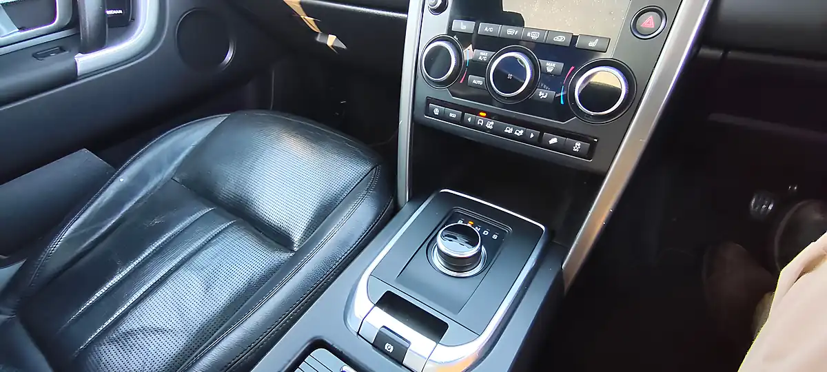 Used 2019 Land Rover Discovery Sport Landmark Black - Interior and Exterior details 20