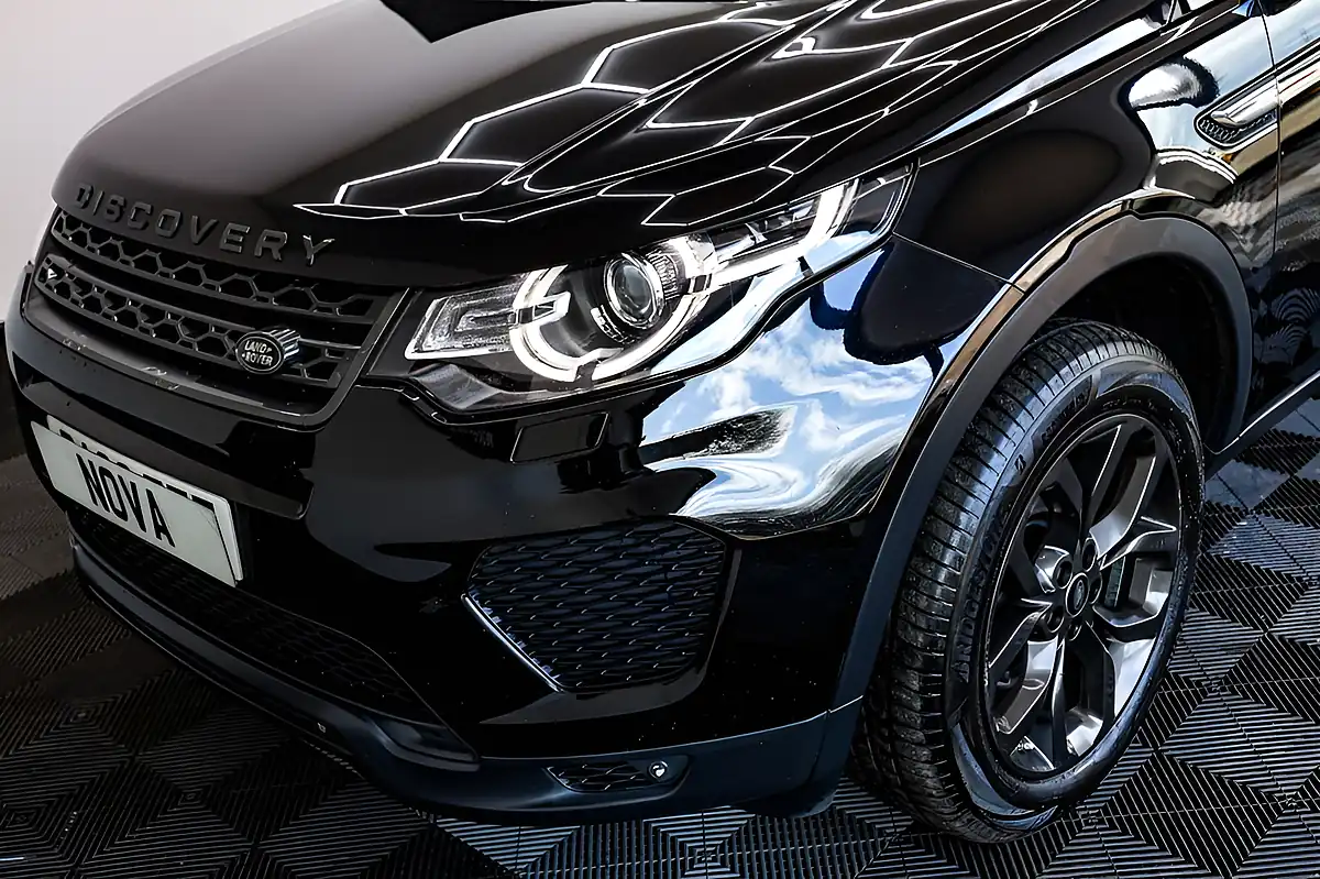 Used 2019 Land Rover Discovery Sport Landmark Black - Interior and Exterior details 17