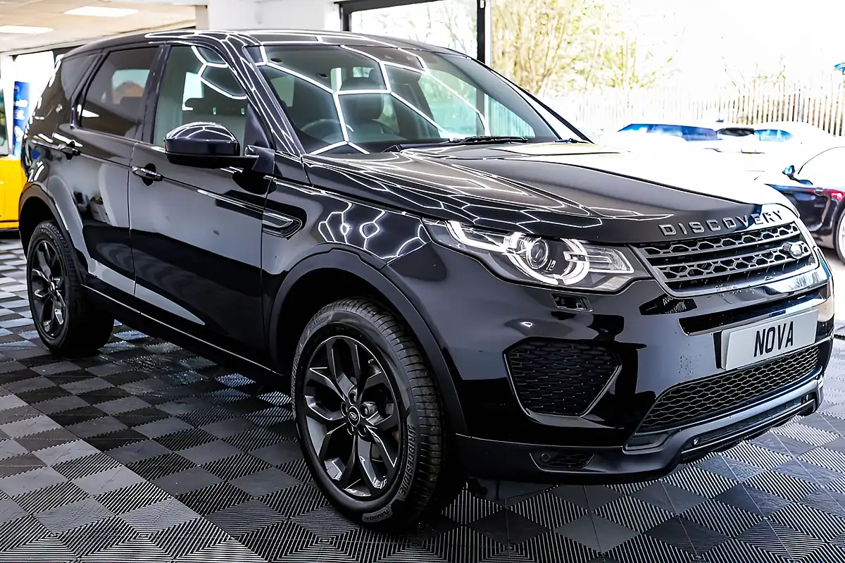 Used 2019 Land Rover Discovery Sport Landmark Black - Interior and Exterior details 9
