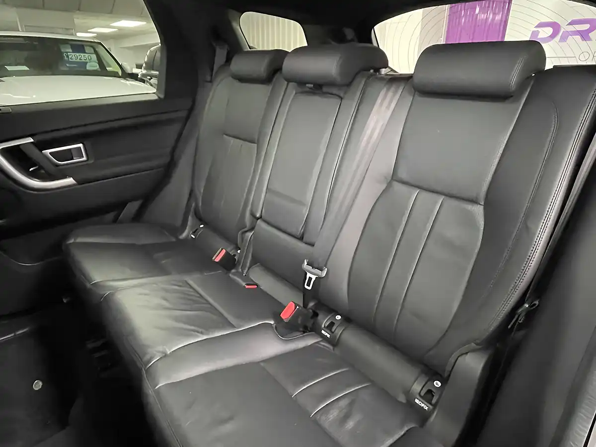 Used 2019 Land Rover Discovery Sport Landmark Corris Grey - Interior and Exterior details 14