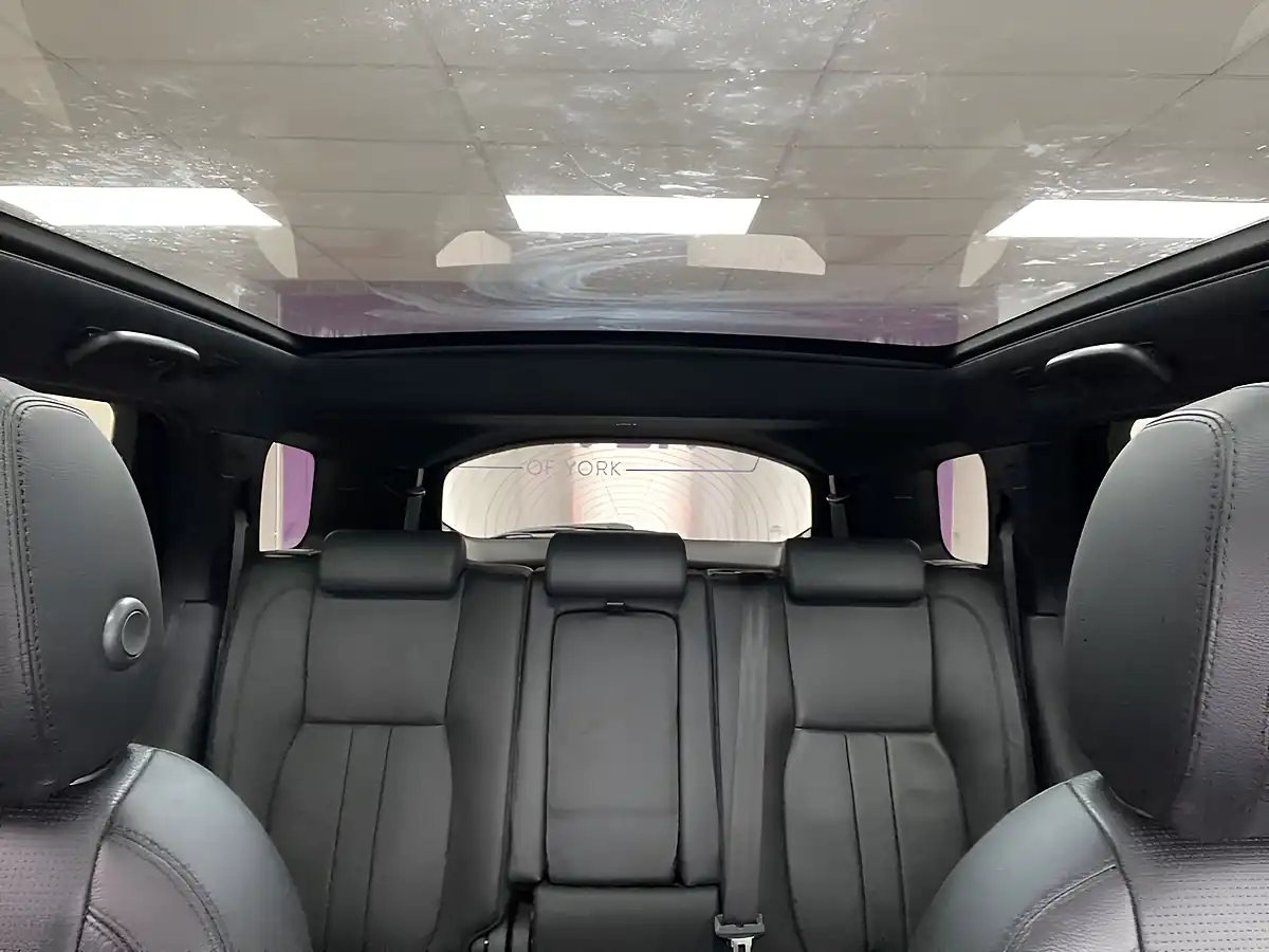 Used 2019 Land Rover Discovery Sport Landmark Corris Grey - Interior and Exterior details 20
