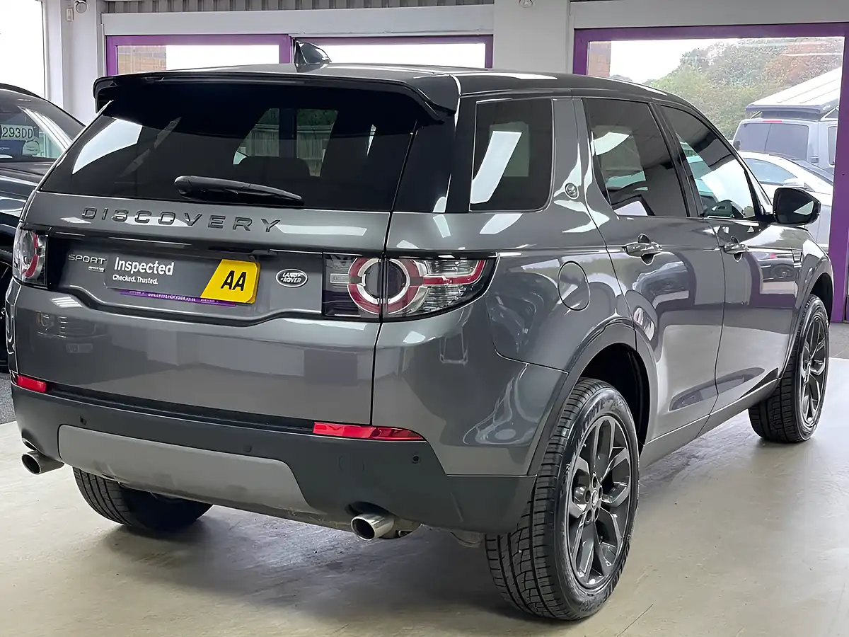 Used 2019 Land Rover Discovery Sport Landmark Corris Grey - Interior and Exterior details 9