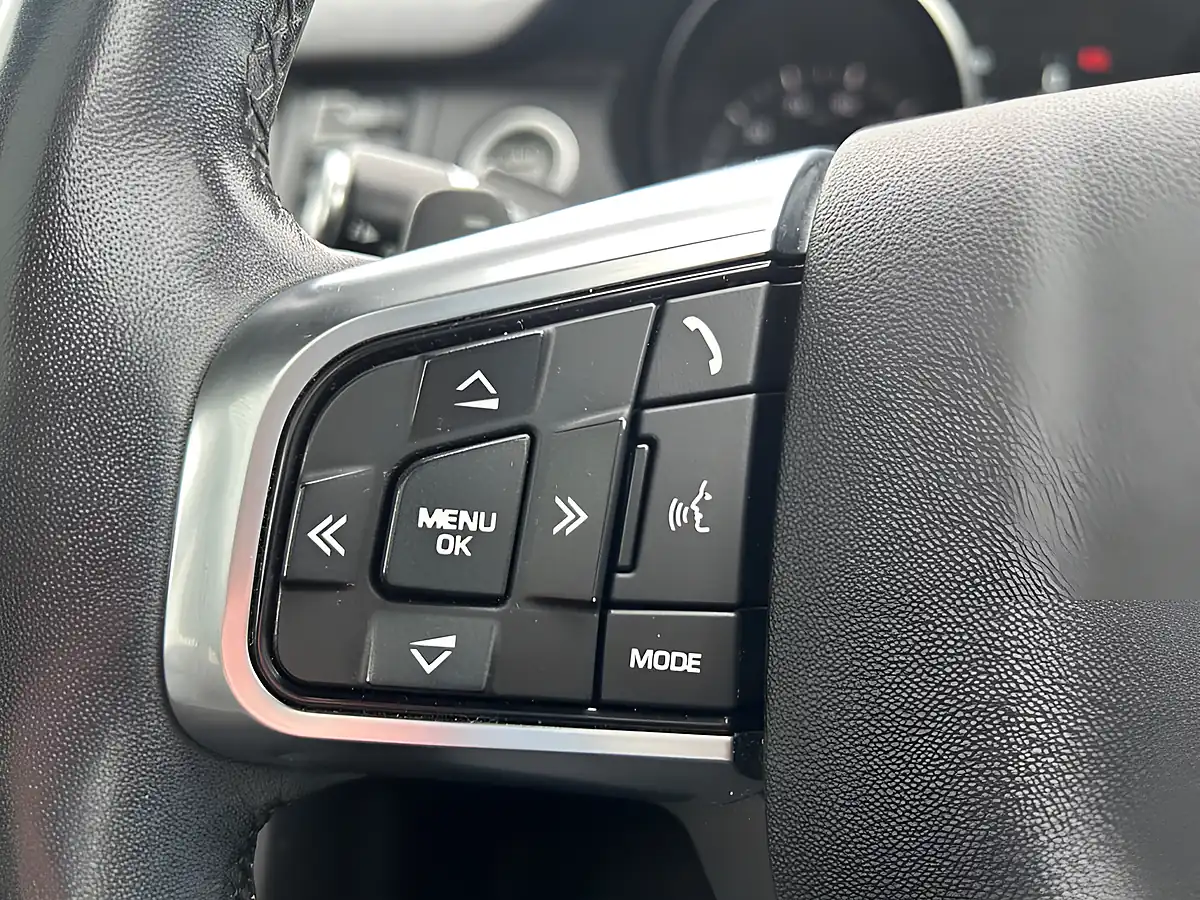 Used 2019 Land Rover Discovery Sport Landmark Grey - Interior and Exterior details 16
