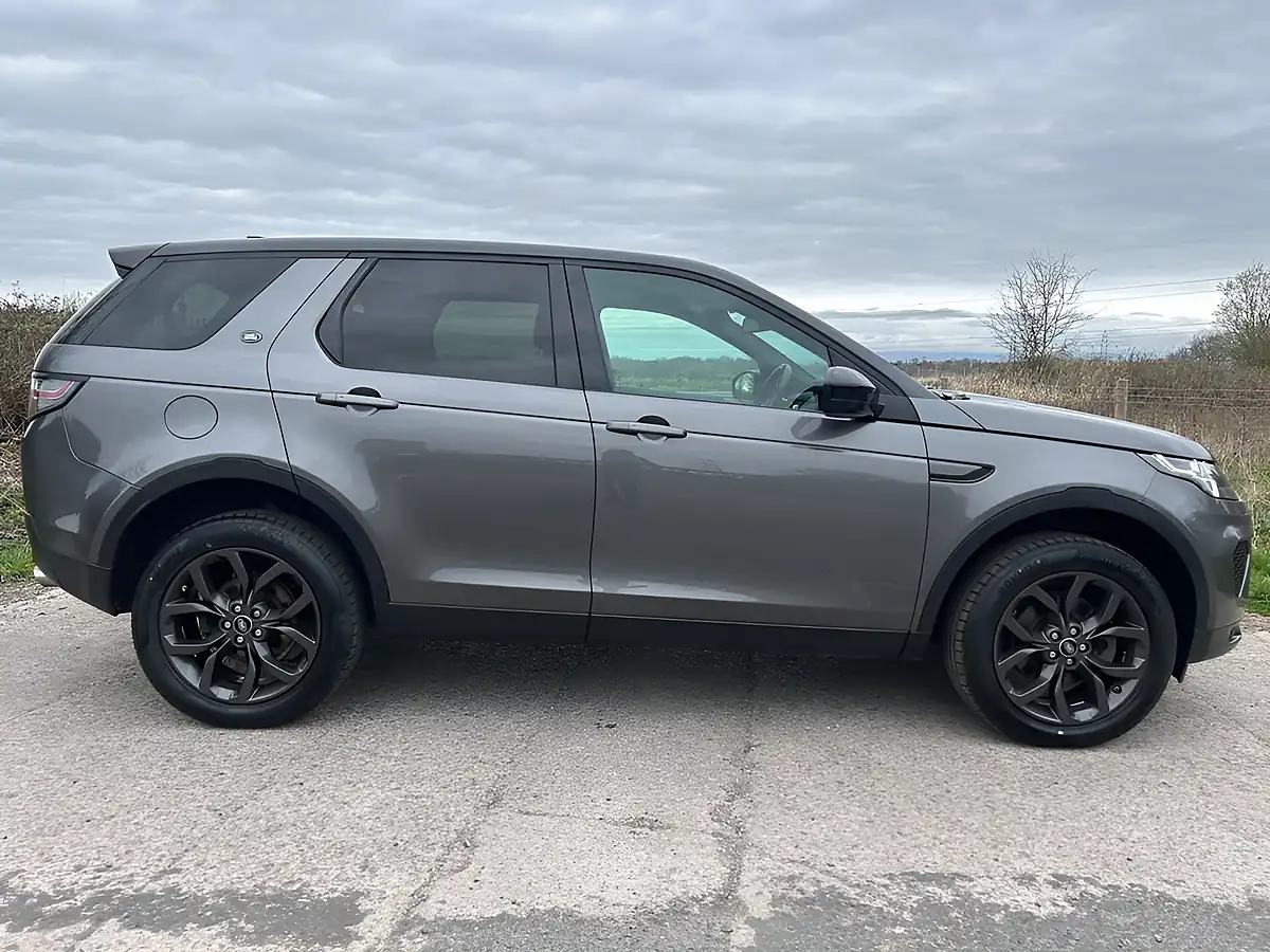 Used 2019 Land Rover Discovery Sport Landmark Grey - Interior and Exterior details 2