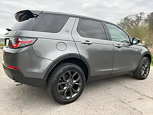 Used 2019 Land Rover Discovery Sport Landmark Grey - Interior and Exterior details 3