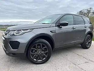 Used 2019 Land Rover Discovery Sport Landmark Grey - Interior and Exterior details 4