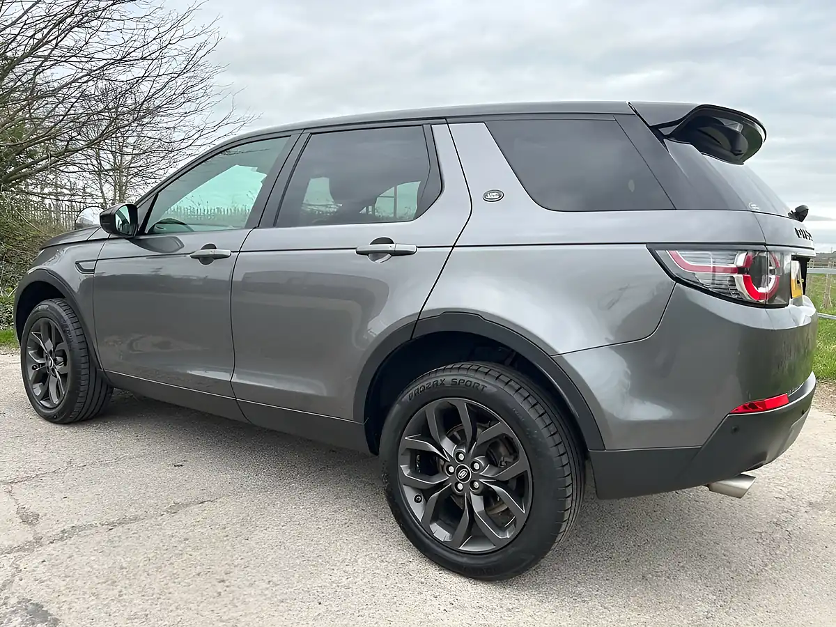 Used 2019 Land Rover Discovery Sport Landmark Grey - Interior and Exterior details 6