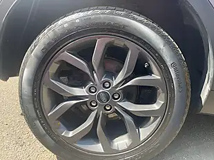 Used 2019 Land Rover Discovery Sport Landmark Grey - Interior and Exterior details 11