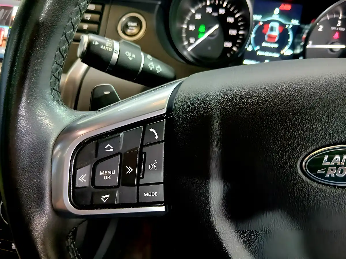 Used 2019 Land Rover Discovery Sport Landmark Grey - Interior and Exterior details 12
