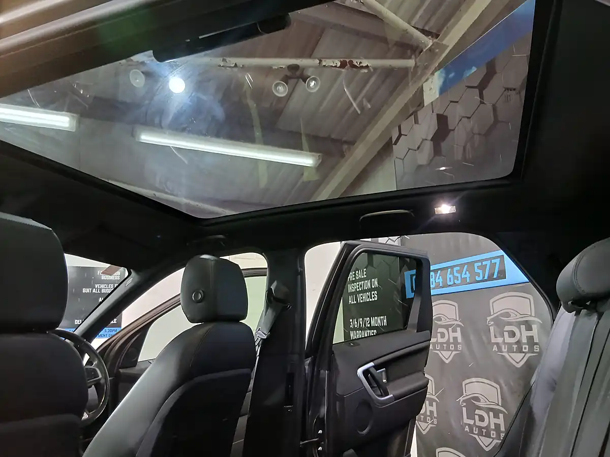 Used 2019 Land Rover Discovery Sport Landmark Grey - Interior and Exterior details 20