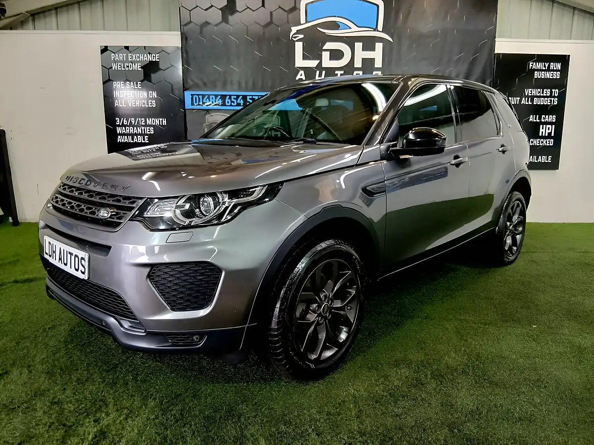 Used 2019 Land Rover Discovery Sport Landmark Grey - Interior and Exterior details 3