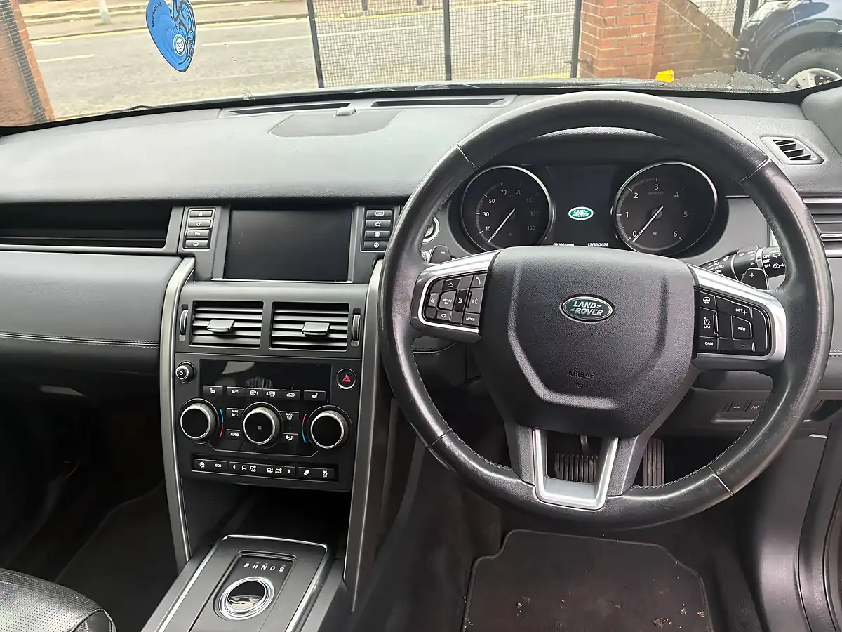 Used 2019 Land Rover Discovery Sport Landmark Grey - Interior and Exterior details 11