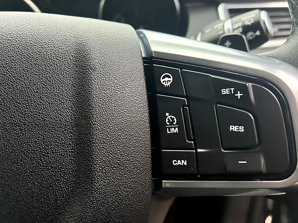 Used 2019 Land Rover Discovery Sport Landmark Grey - Interior and Exterior details 14