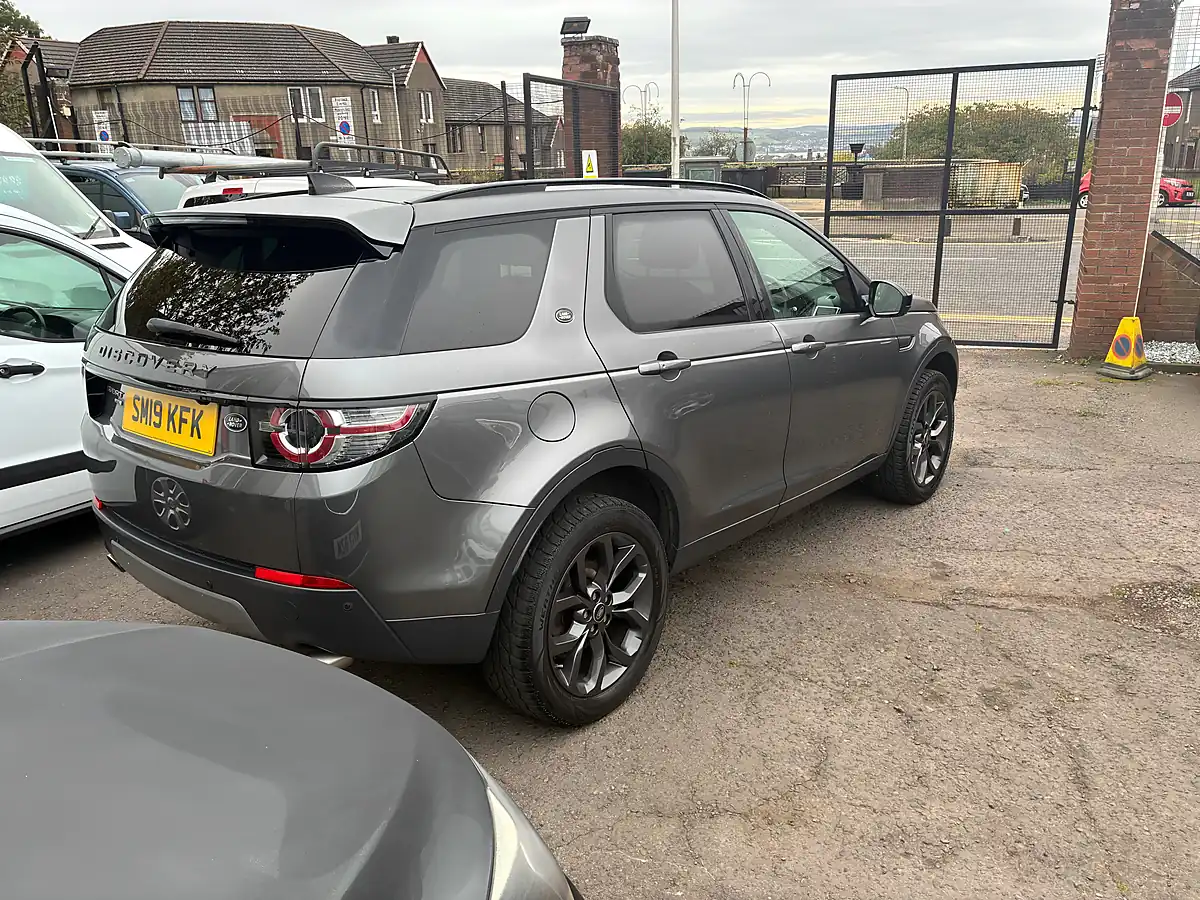 Used 2019 Land Rover Discovery Sport Landmark Grey - Interior and Exterior details 3