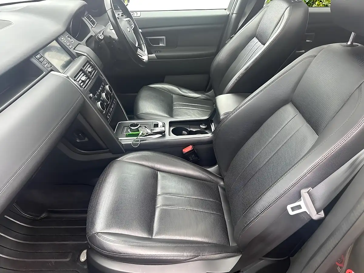 Used 2019 Land Rover Discovery Sport Landmark Grey - Interior and Exterior details 13