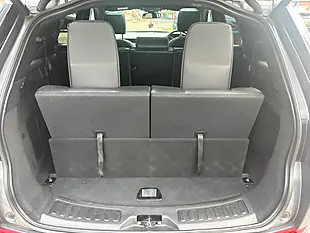 Used 2019 Land Rover Discovery Sport Landmark Grey - Interior and Exterior details 15