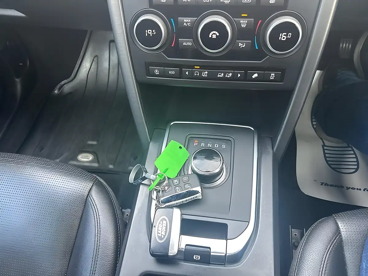 Used 2019 Land Rover Discovery Sport Landmark Grey - Interior and Exterior details 17