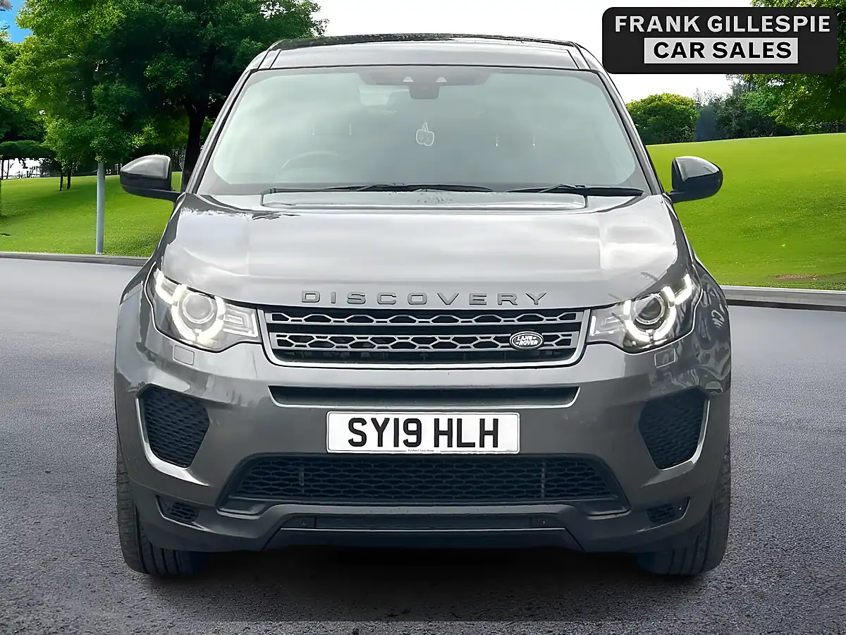 Used 2019 Land Rover Discovery Sport Landmark Grey - Interior and Exterior details 4