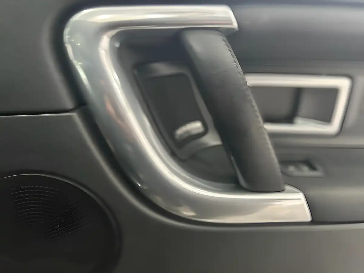 Used 2019 Land Rover Discovery Sport Landmark Grey - Interior and Exterior details 13