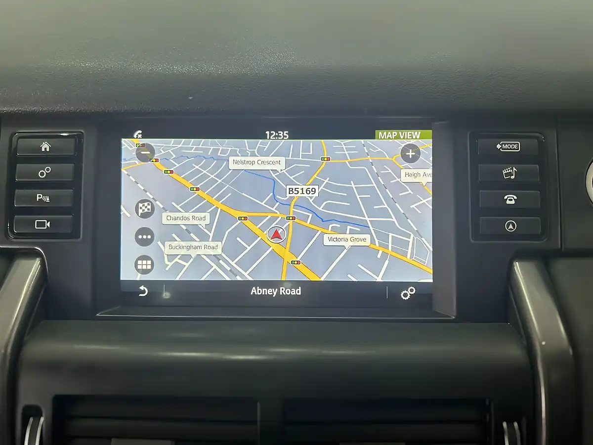Used 2019 Land Rover Discovery Sport Landmark Grey - Interior and Exterior details 15