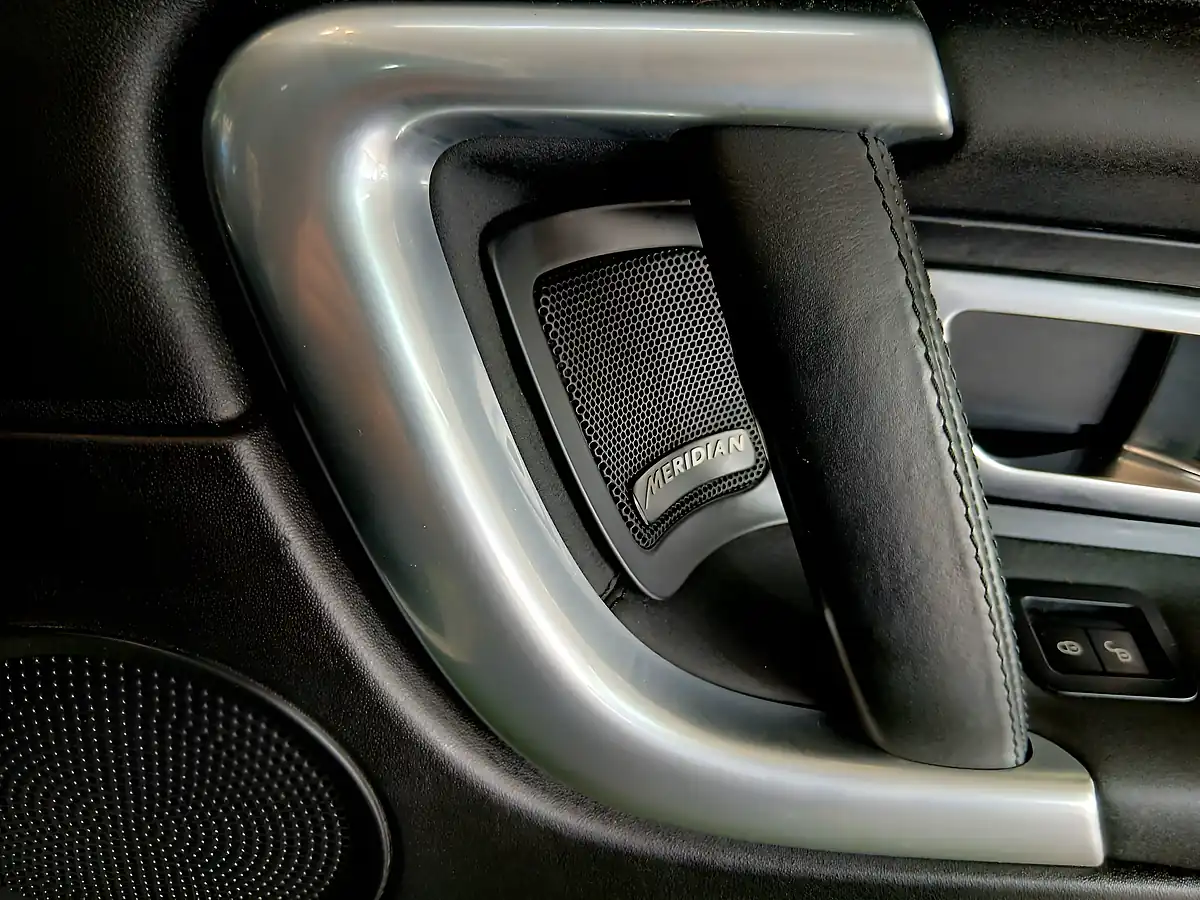 Used 2019 Land Rover Discovery Sport Landmark White - Interior and Exterior details 17