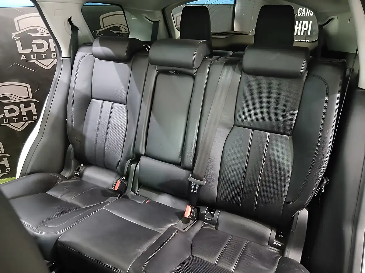 Used 2019 Land Rover Discovery Sport Landmark White - Interior and Exterior details 18