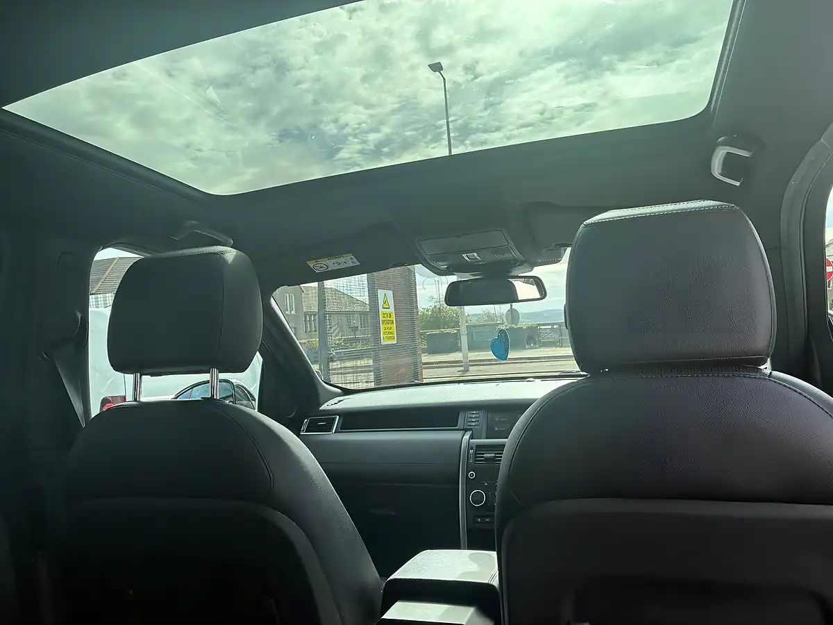 Used 2019 Land Rover Discovery Sport Landmark White - Interior and Exterior details 20