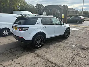 Used 2019 Land Rover Discovery Sport Landmark White - Interior and Exterior details 3