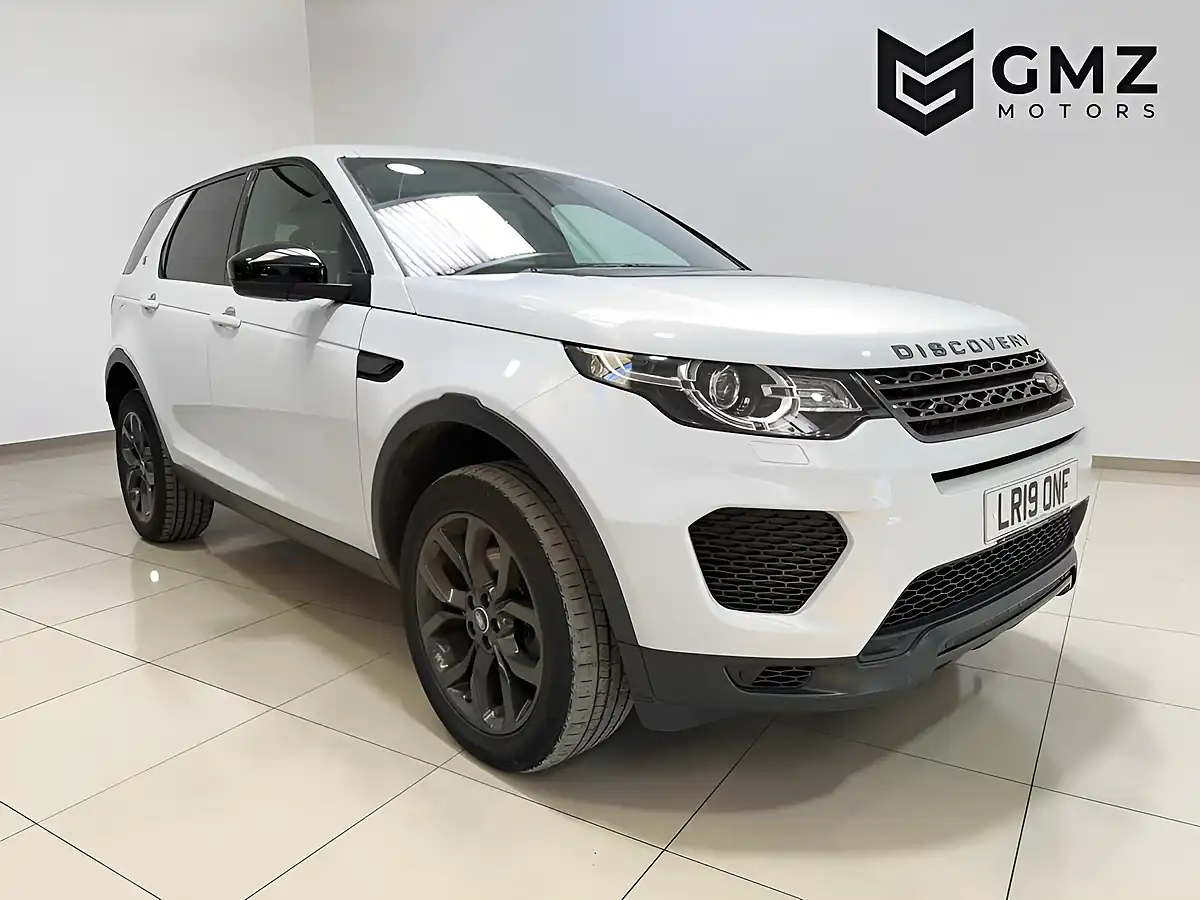 Used 2019 Land Rover Discovery Sport Landmark White - Front View
