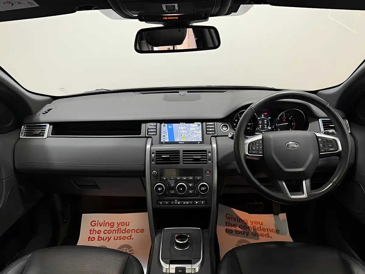 Used 2019 Land Rover Discovery Sport Landmark White - Interior and Exterior details 4